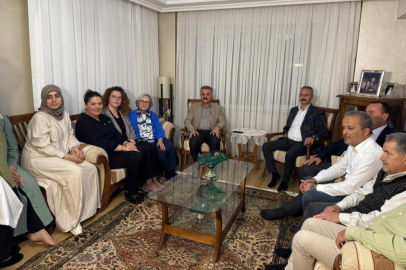 MHP, "Terörsüz Türkiye" hedefiyle kapı kapı vatandaşla buluşuyor