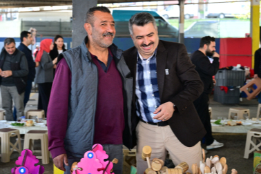 Başkan Yılmaz pazar esnafı ile buluştu