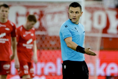 Milli maça İskoç hakem