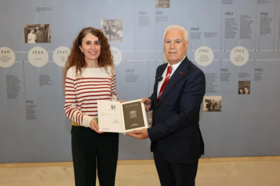 'Gözlerimin Önündesin' sanatseverleri ağırlıyor