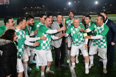 Başkan Aydın sahada, takımlar coşkuda