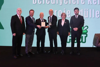 Bursa Büyükşehir’e ‘Akıllı Şehir’ ödülü