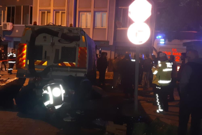 Bursa'da çöp kamyonu geri gelirken yaşlı adamı ezdi