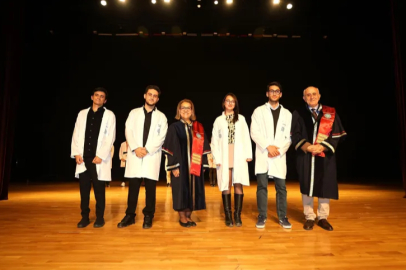 Diş hekimliği fakültesinde beyaz önlük heyecanı