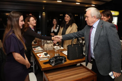 Nilüfer'den öğretmenlere vefa