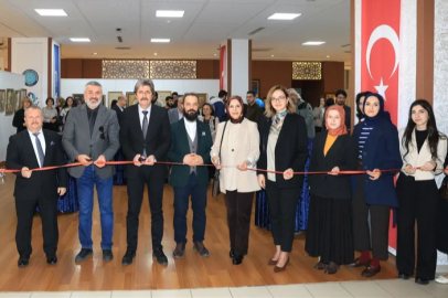 BUÜ'lü öğrencilerin eserleri sergilendi