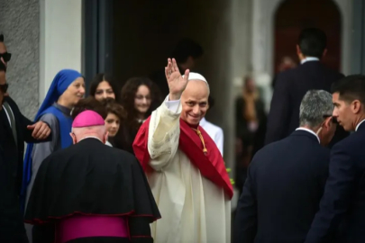 Papa 14. Leo, Şişli'deki Kutsal Ruh Katedrali'nda