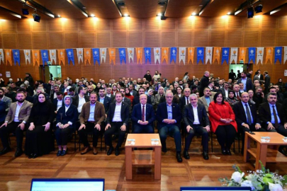 Bursa'da son 1 hafta 5 bin 284 kişi AK Parti kadrolarına katıldı