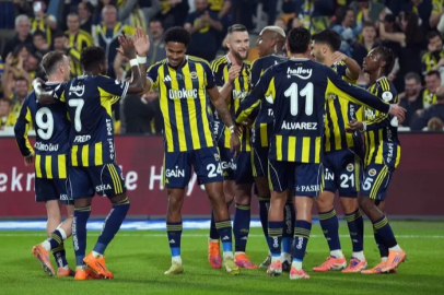 Fenerbahçe'de hedef; derbi galibiyeti ile liderliği almak
