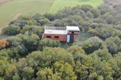 Bursa'da   şaka değil gerçek..Evi içindeki eşyalarla çaldılar