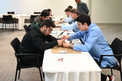 Bursa'da öğrenciler bilimle buluştu