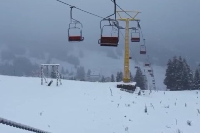 Uludağ'da kar yağışı etkisini sürdürüyor