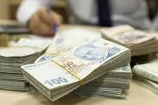 Aylık en yüksek reel getiri mevduat faizinde oldu