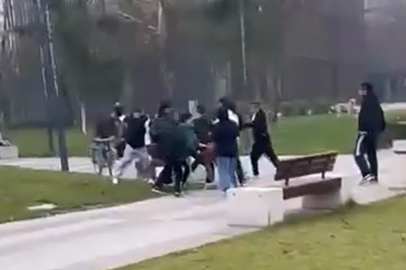 Bursa'da iki grup arasındaki kavga kamerada