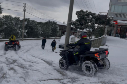 Bursa yeni yılın ilk günü beyazlara büründü...İşe ATV araçları ile gittiler