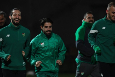 Bursaspor'un Antalya kampı başladı