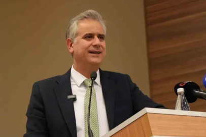 Basri Yalçın'dan Özel'e tepki