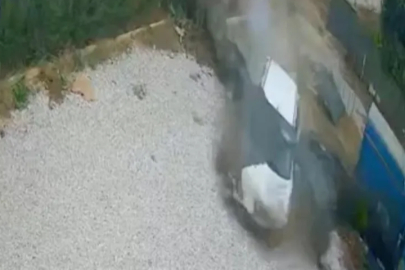 Bursa'da otomobille bahçeye daldı