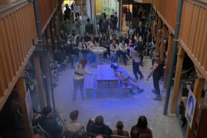 İnegöl'de tiyatro festivaline muhteşem final