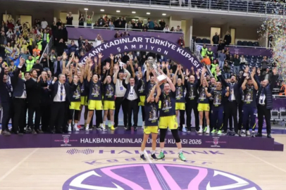 Kadınlar Türkiye Kupası'nda da şampiyon Fenerbahçe!