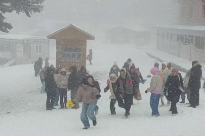 Uludağ'da kar kalınlığı 60 santimetreyi geçti