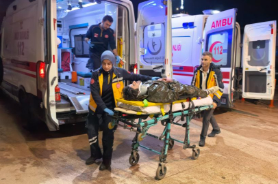 Bursa'da motosiklet yayalara çarptı