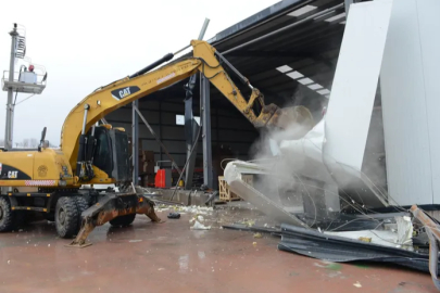 Nilüfer’de 3 yıkım birden