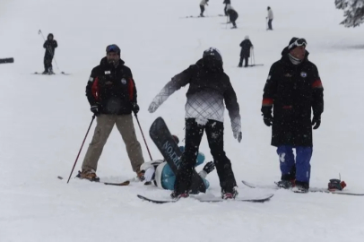 Uludağ'da pistler doldu taştı