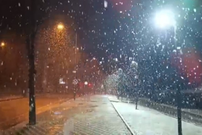 Bursa'da kar yağışı etkisini göstermeye başladı