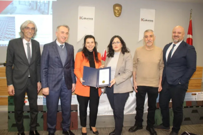 Bursa'da mimarlara su yalıtım çözümleri anlatıldı