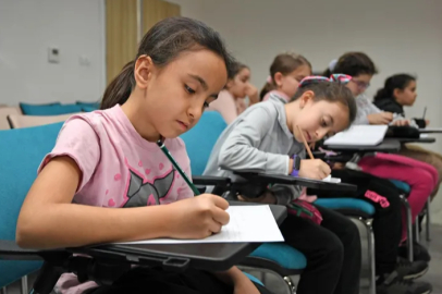 Küçük yazarlar Osmangazi'de kalemlerini ustalığa taşıyor