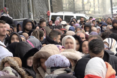 Bursa'da indirim izdihamı