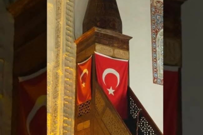 Cuma hutbesinde 'Minberler bayrakla süslensin' teklifi