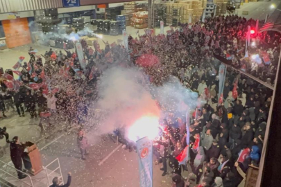 Metaş işçileri kazandı, TOFAŞ'ta büyük kutlama