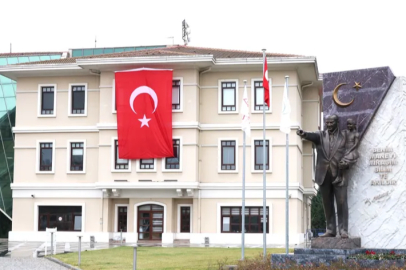 Osmangazi’de her yer kırmızı beyaz