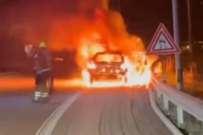 Bursa'da seyir halindeki otomobil alev topuna döndü