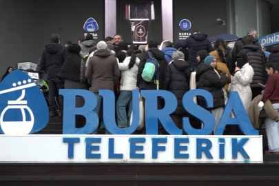 500 metreyi aşan kuyruk, sadece ona binebilmek için