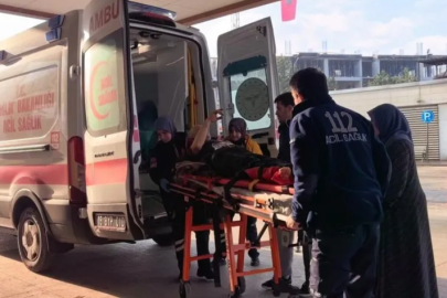 Bursa'da inşaat demirlerinin altında kalan işçi yaralandı