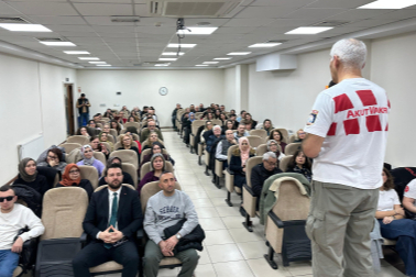 Nilüfer Belediyesi personeline “Temel Afet Bilinci” eğitimi