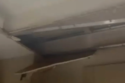 Bursa'da yeni yapılan binada mutfağın tavanı çöktü