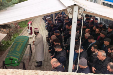 Bursa’daki kazada hayatını kaybeden sürücü toprağa verildi