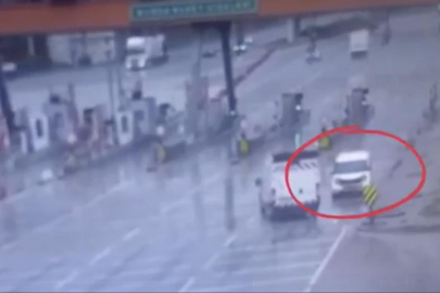 Bursa'da otoyolda pes dedirten görüntü