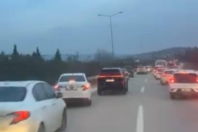 Bursa'da yoğun trafikte, fermuar sistemi takdir topladı