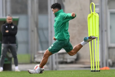 Bursaspor Isparta deplasmanı için yola çıkıyor