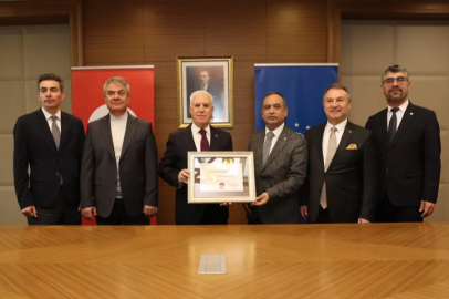 Büyükşehir, 'Sağlığı Geliştiren Belediye' ünvanını yeniledi