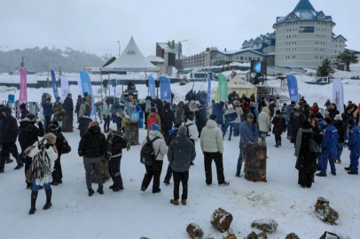 Uludağ zirvesinde gençlik buluşması