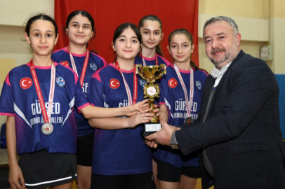 Osmangazi’de badminton heyecanı zirveye taştı