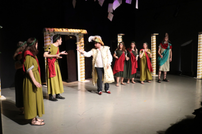 Bursa'da perde kadın mühendis adayları için açıldı