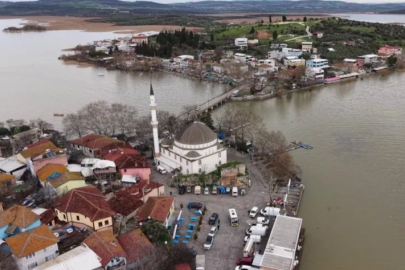 Bursa'da kuraklıkla boğuşuyordu...Yağışlarla yeniden küçük Venedik oldu