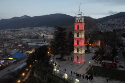 Bursalılara iftar ve sahuru ses bombası ile haber veriyorlar